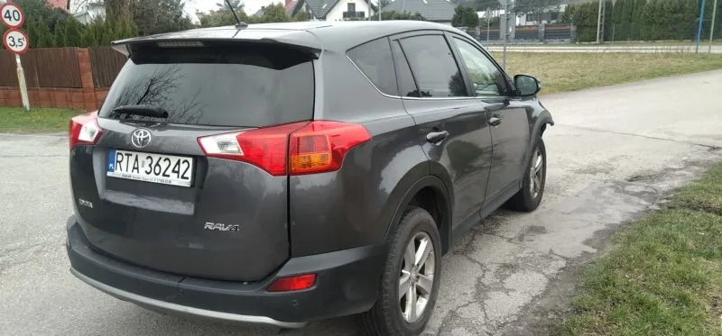 Toyota RAV4 cena 28000 przebieg: 305400, rok produkcji 2013 z Pilzno małe 277